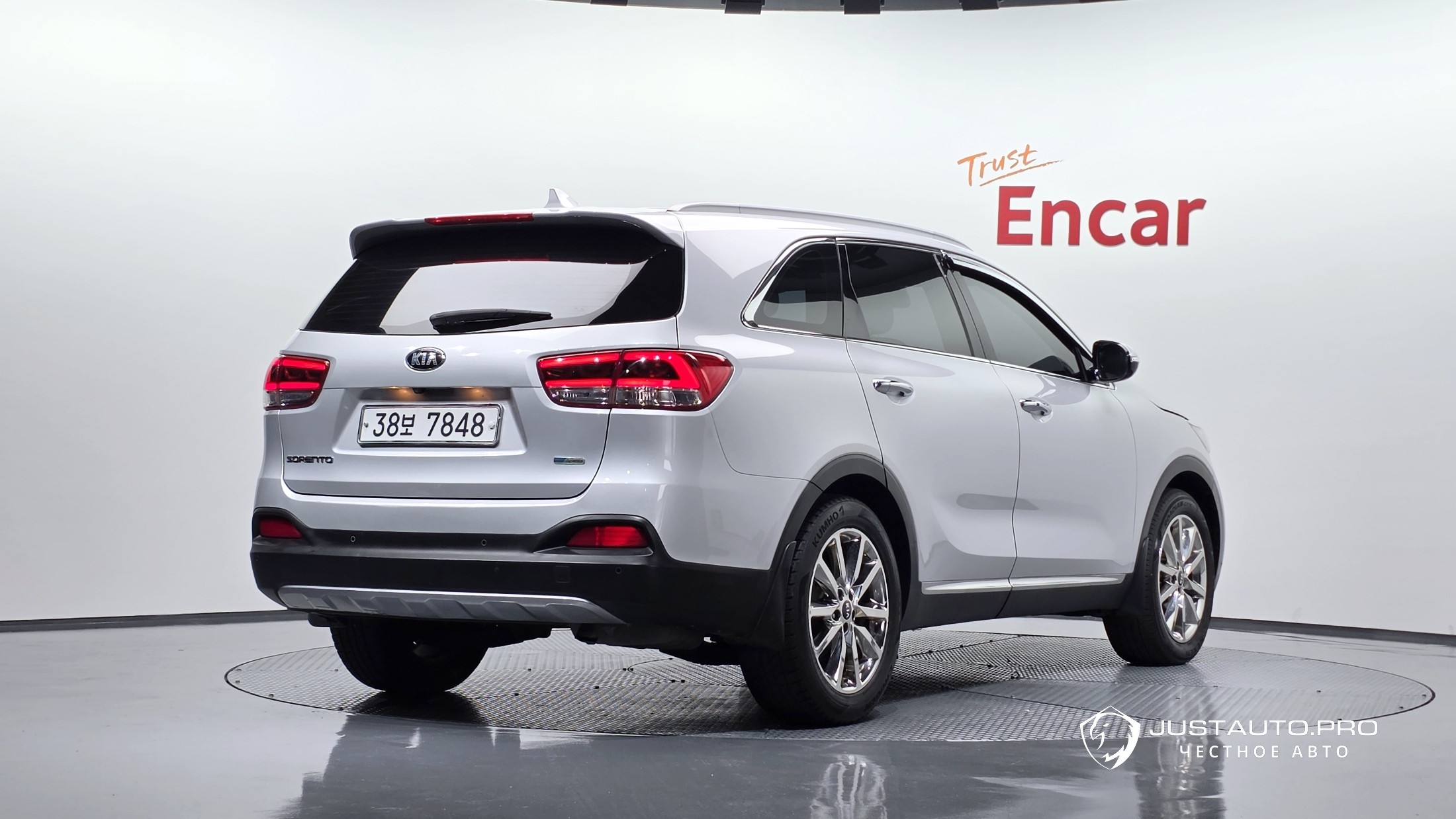 Автомобиль Kia Sorento