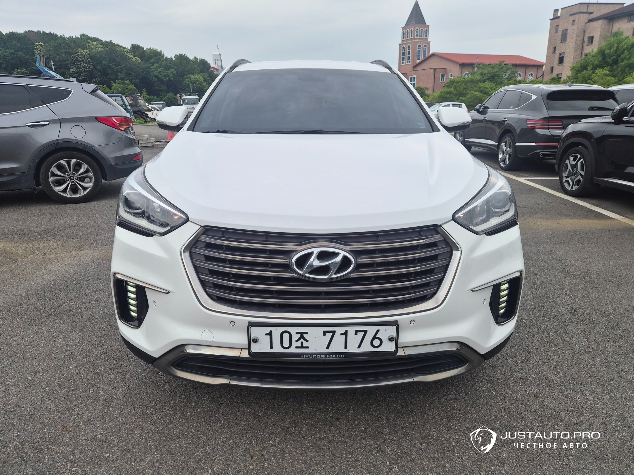 Автомобиль Hyundai Maxcruz