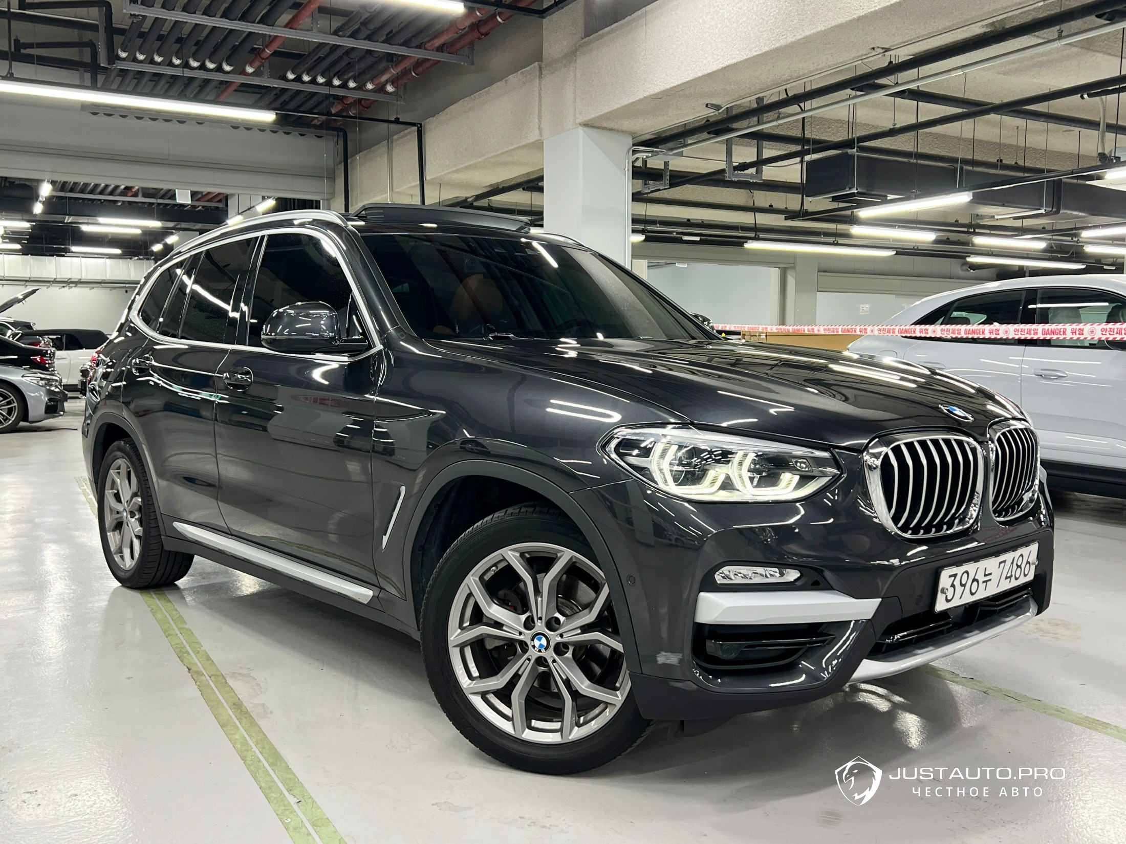 Автомобиль BMW X3