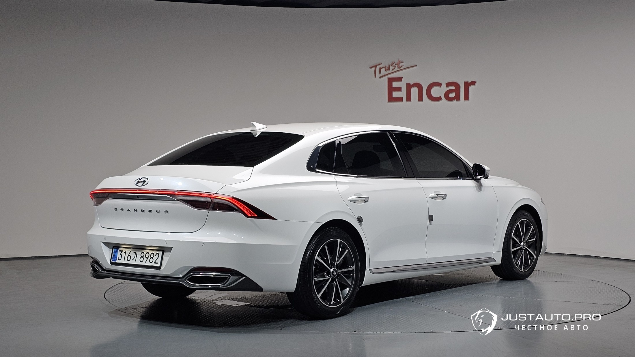 Автомобиль Hyundai Grandeur