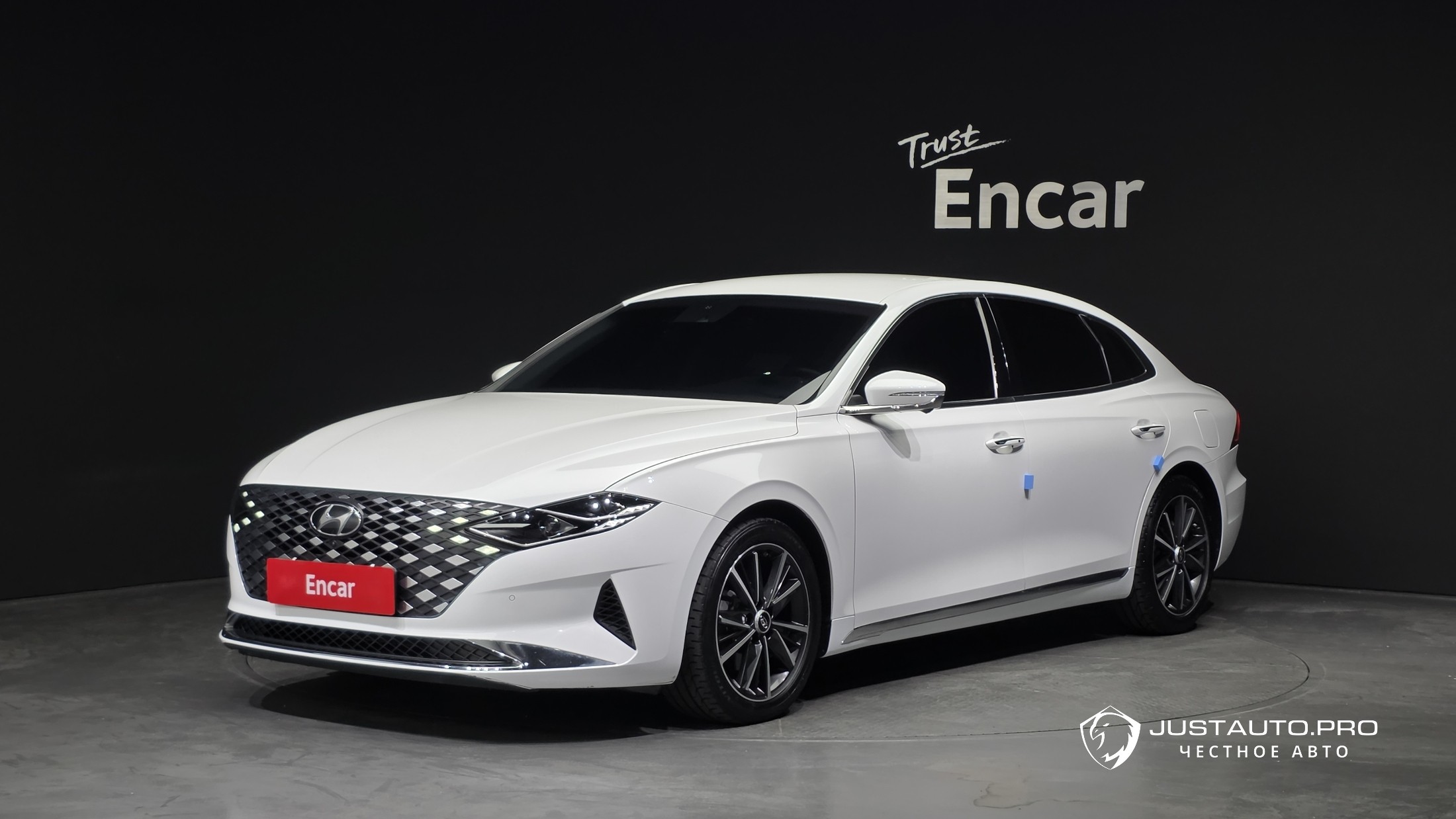 Автомобиль Hyundai Grandeur