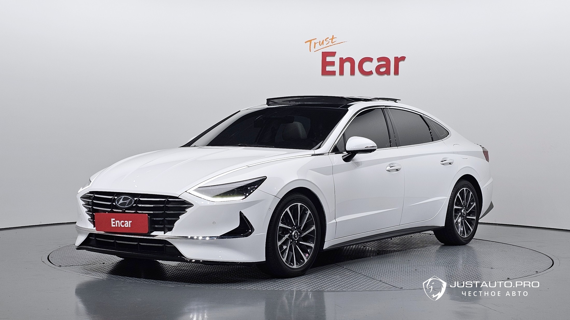 Автомобиль Hyundai Sonata