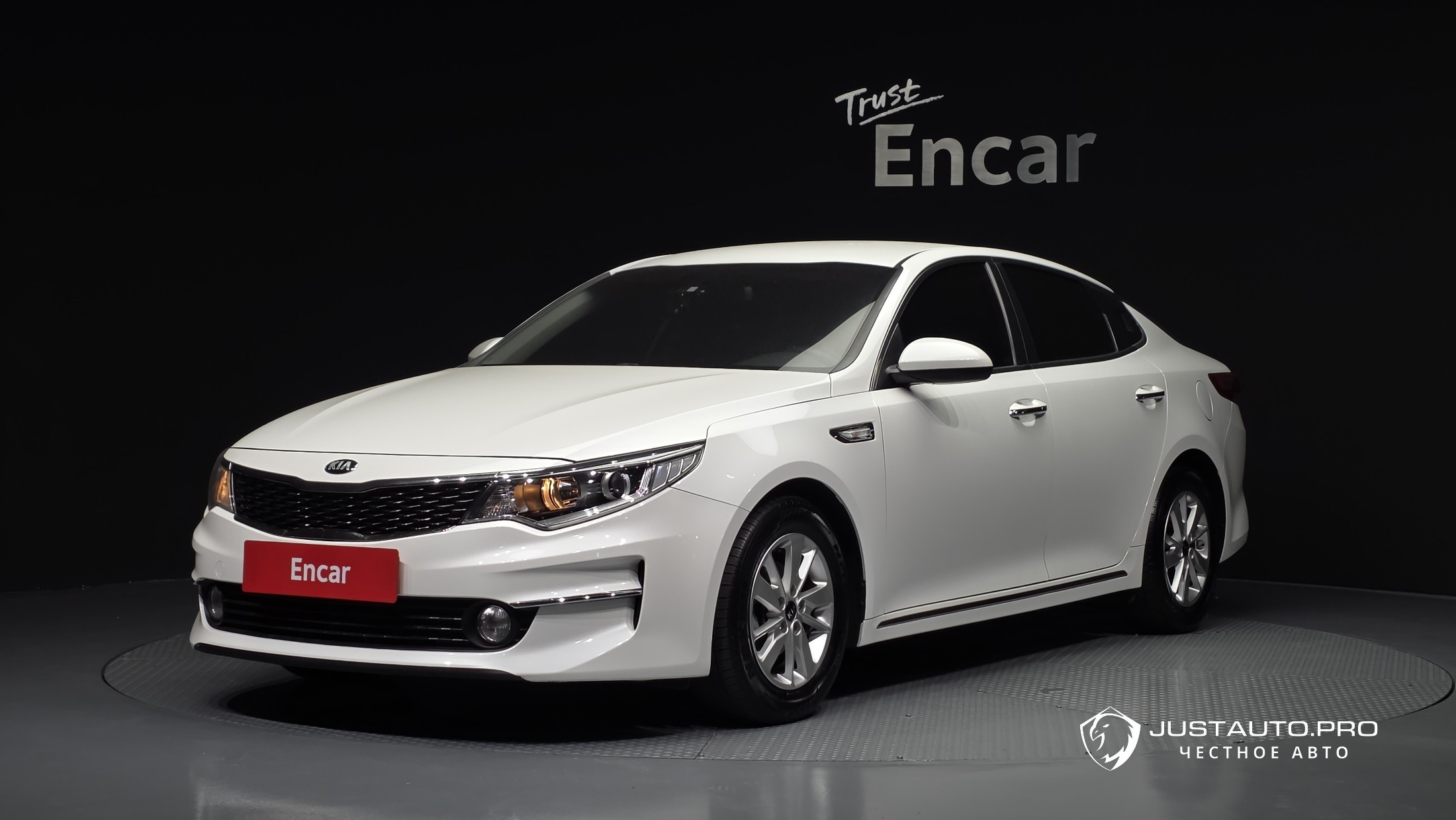 Автомобиль Kia K5