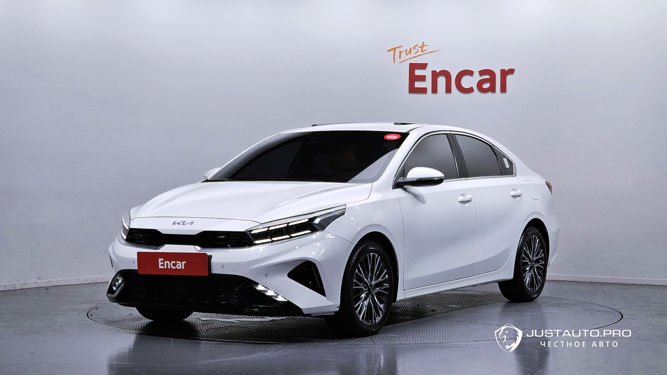 Автомобиль Kia K3