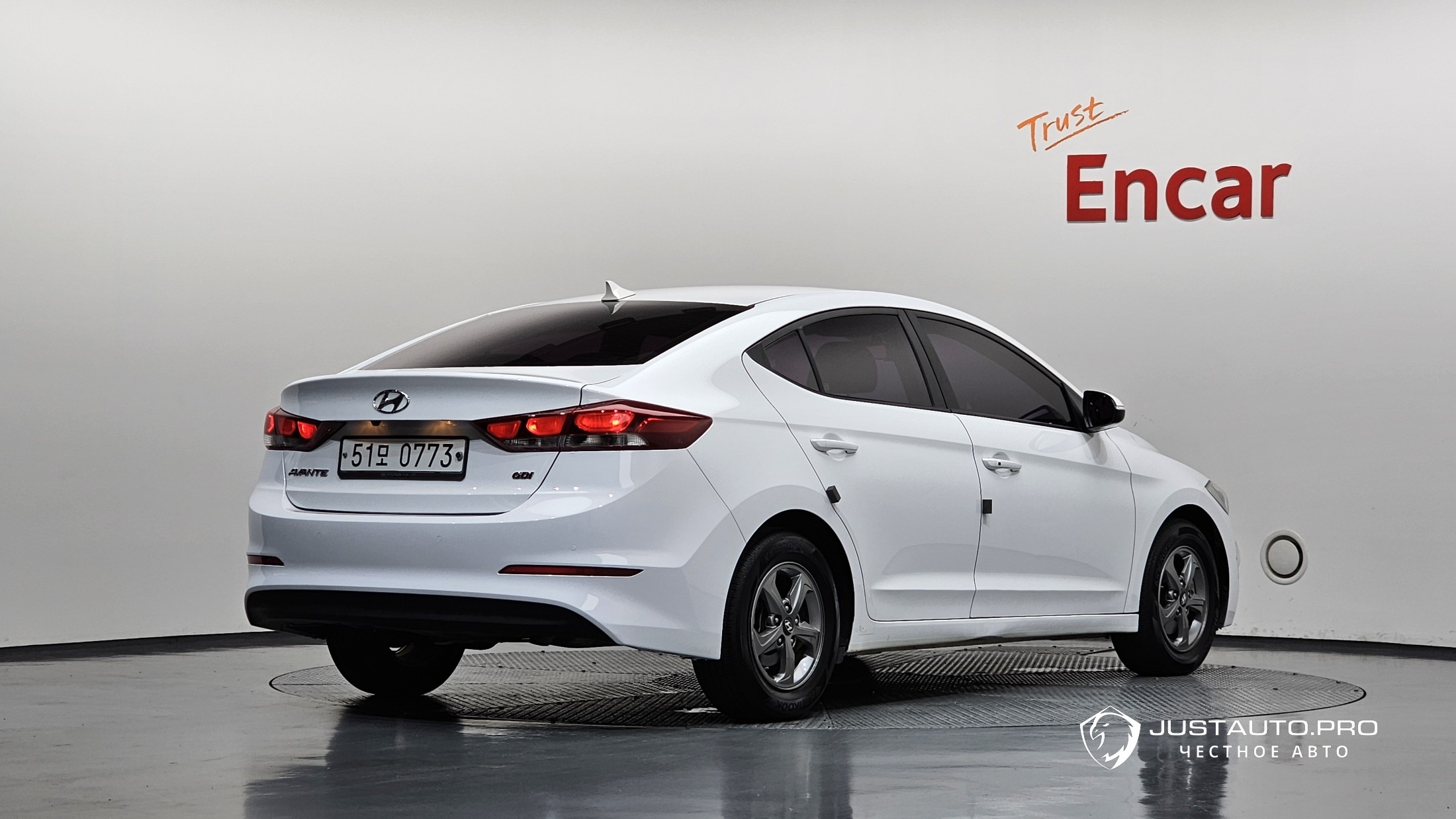 Автомобиль Hyundai AVANTE