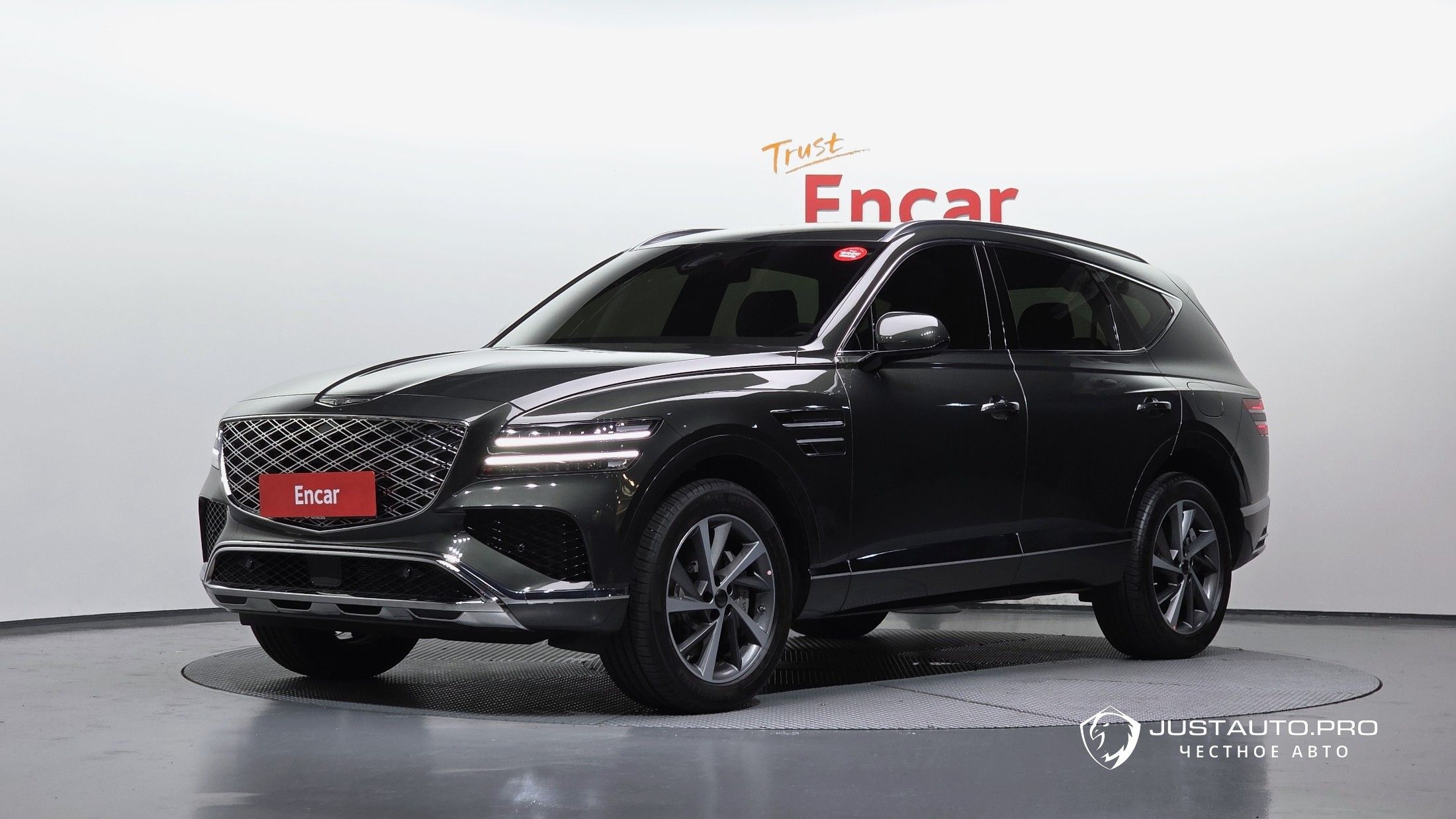 Автомобиль Genesis GV80