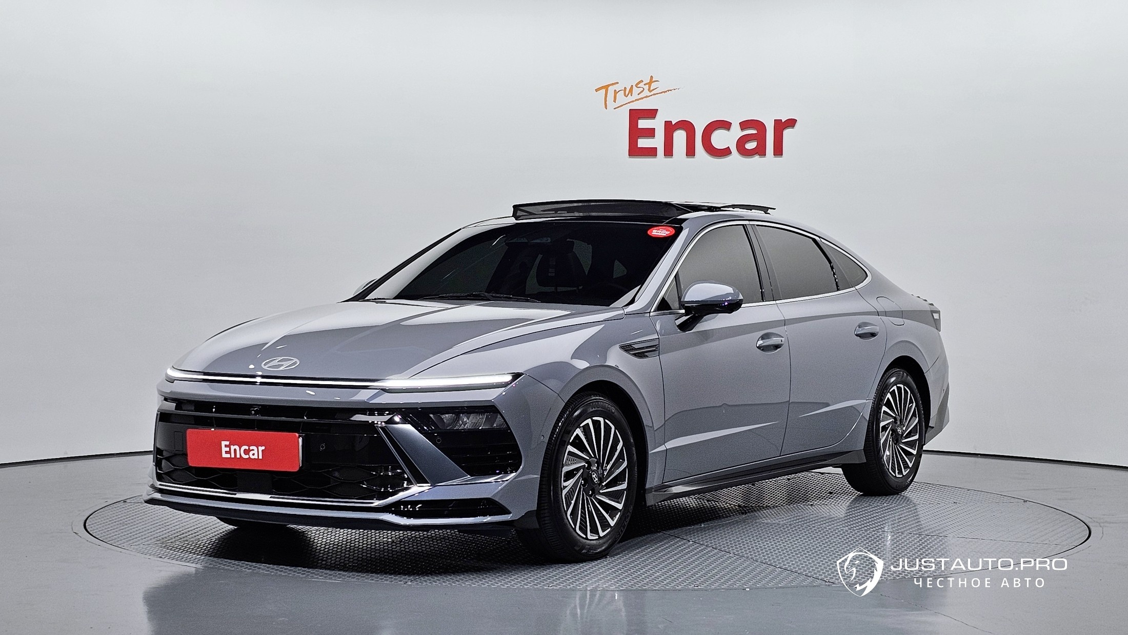 Автомобиль Hyundai Sonata