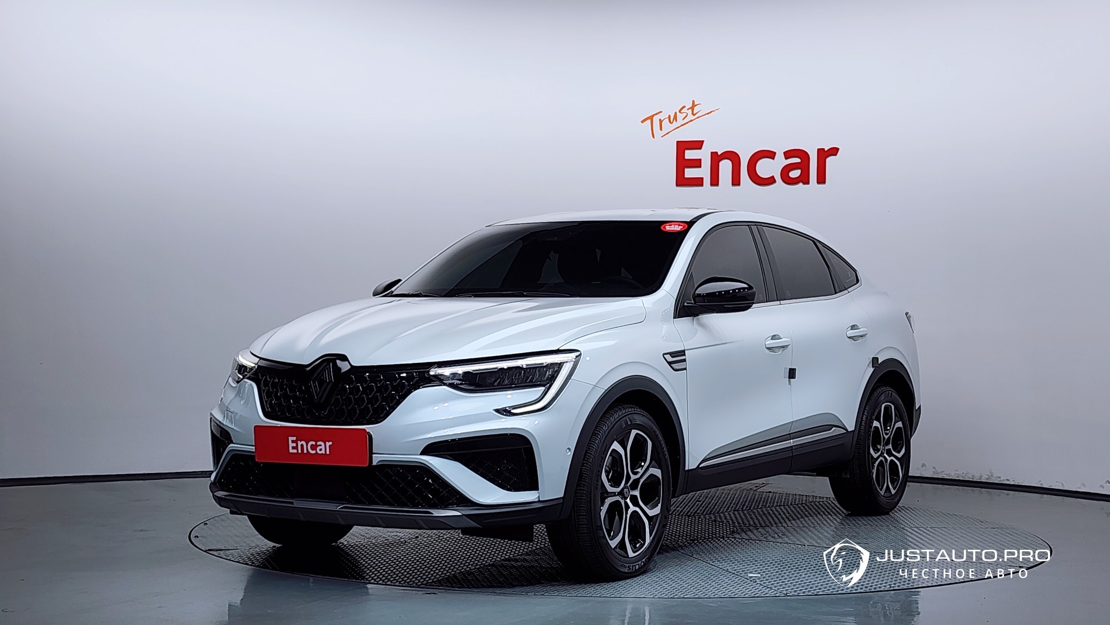 Автомобиль Renault-KoreaSamsung Arkana