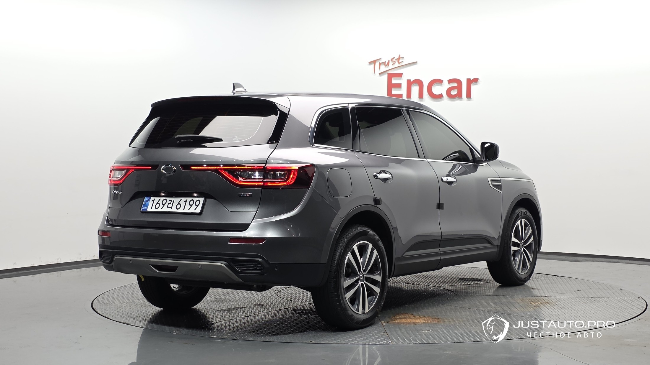 Автомобиль Renault-KoreaSamsung QM6