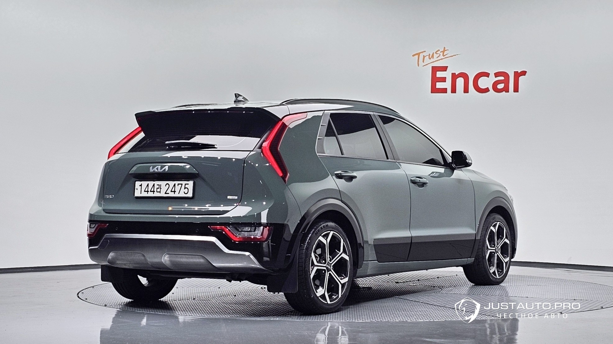 Автомобиль Kia Niro