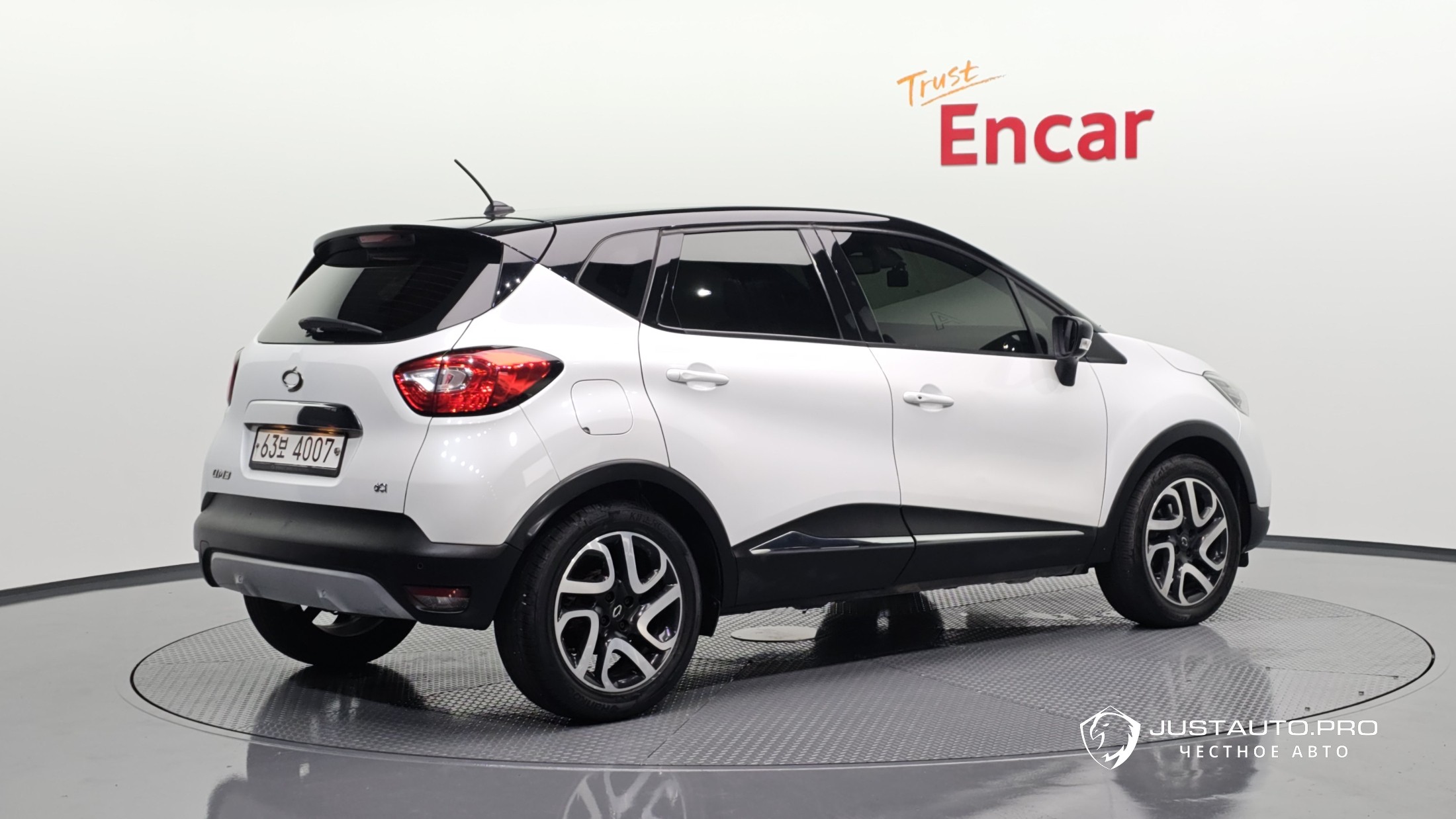 Автомобиль Renault-KoreaSamsung QM3
