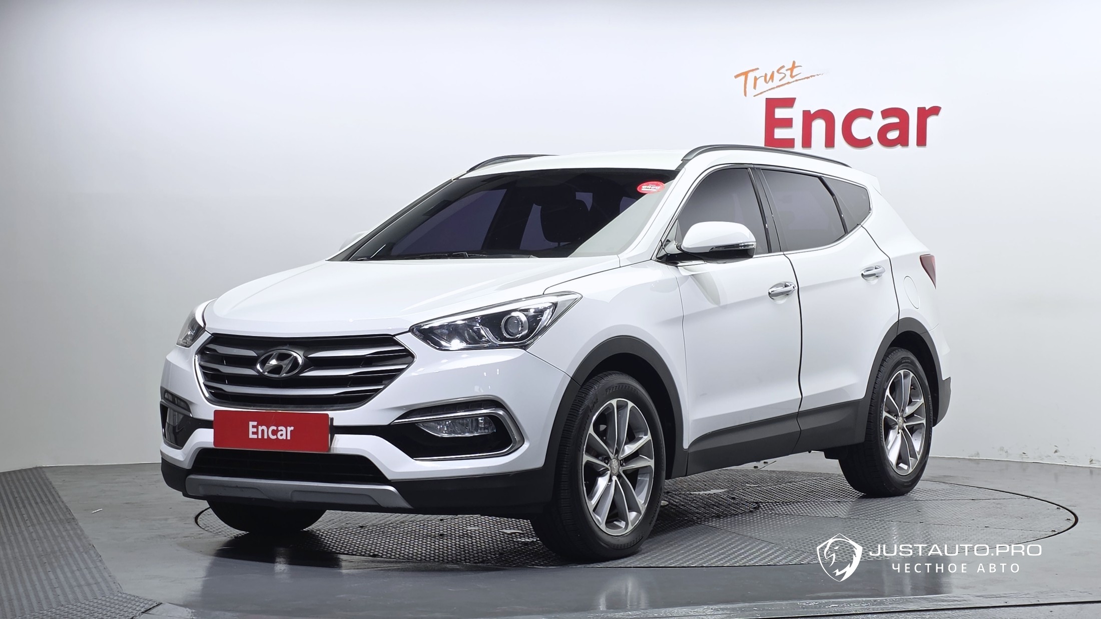 Автомобиль Hyundai Santafe
