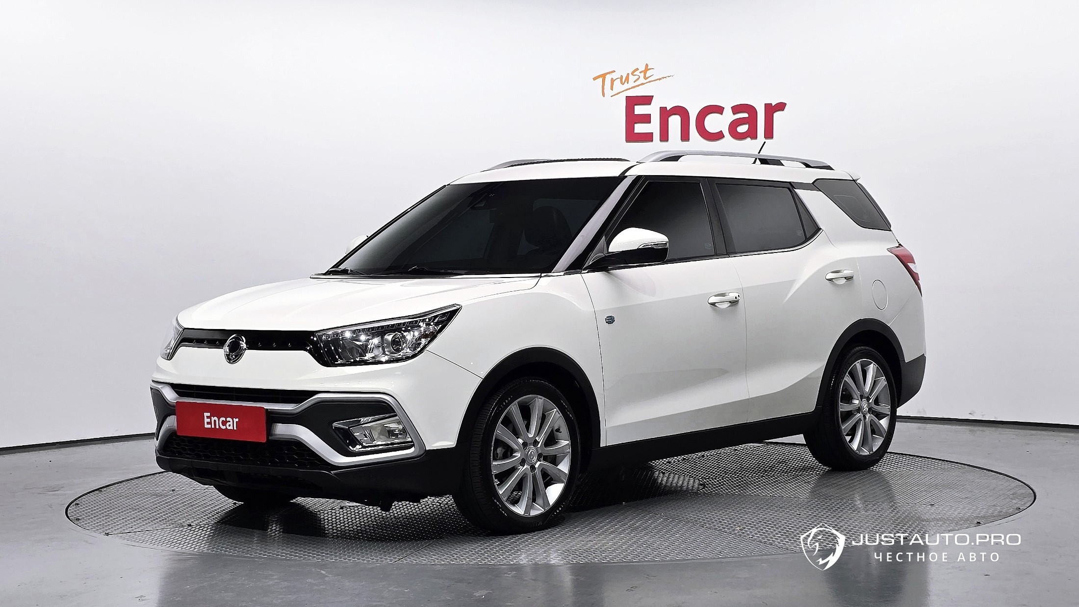 Автомобиль KG_Mobility_Ssangyong TIBOLI