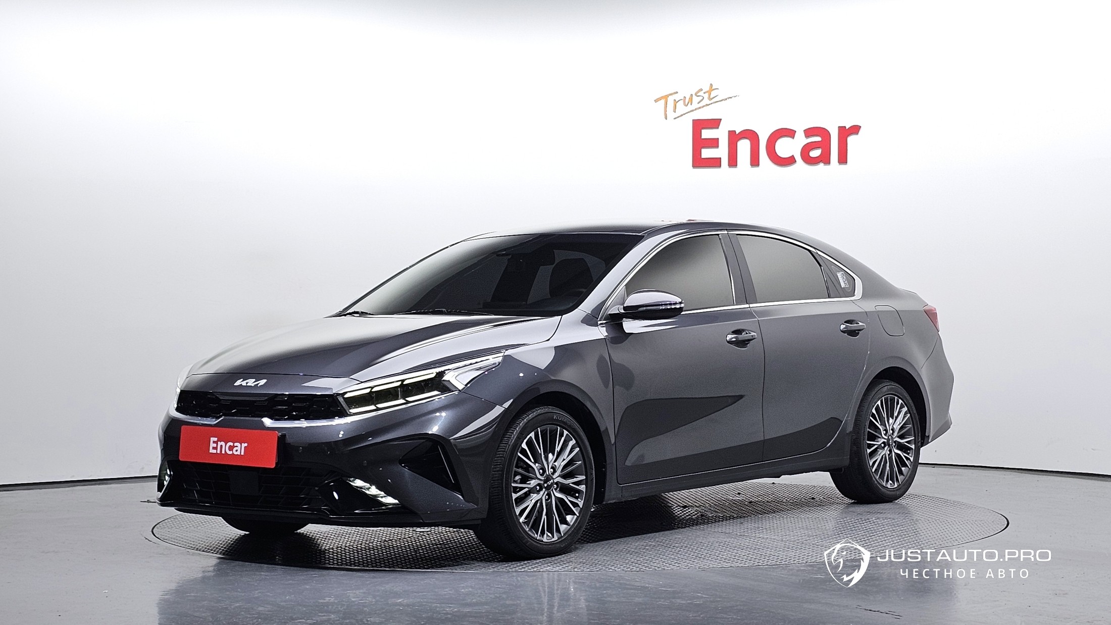 Автомобиль Kia K3