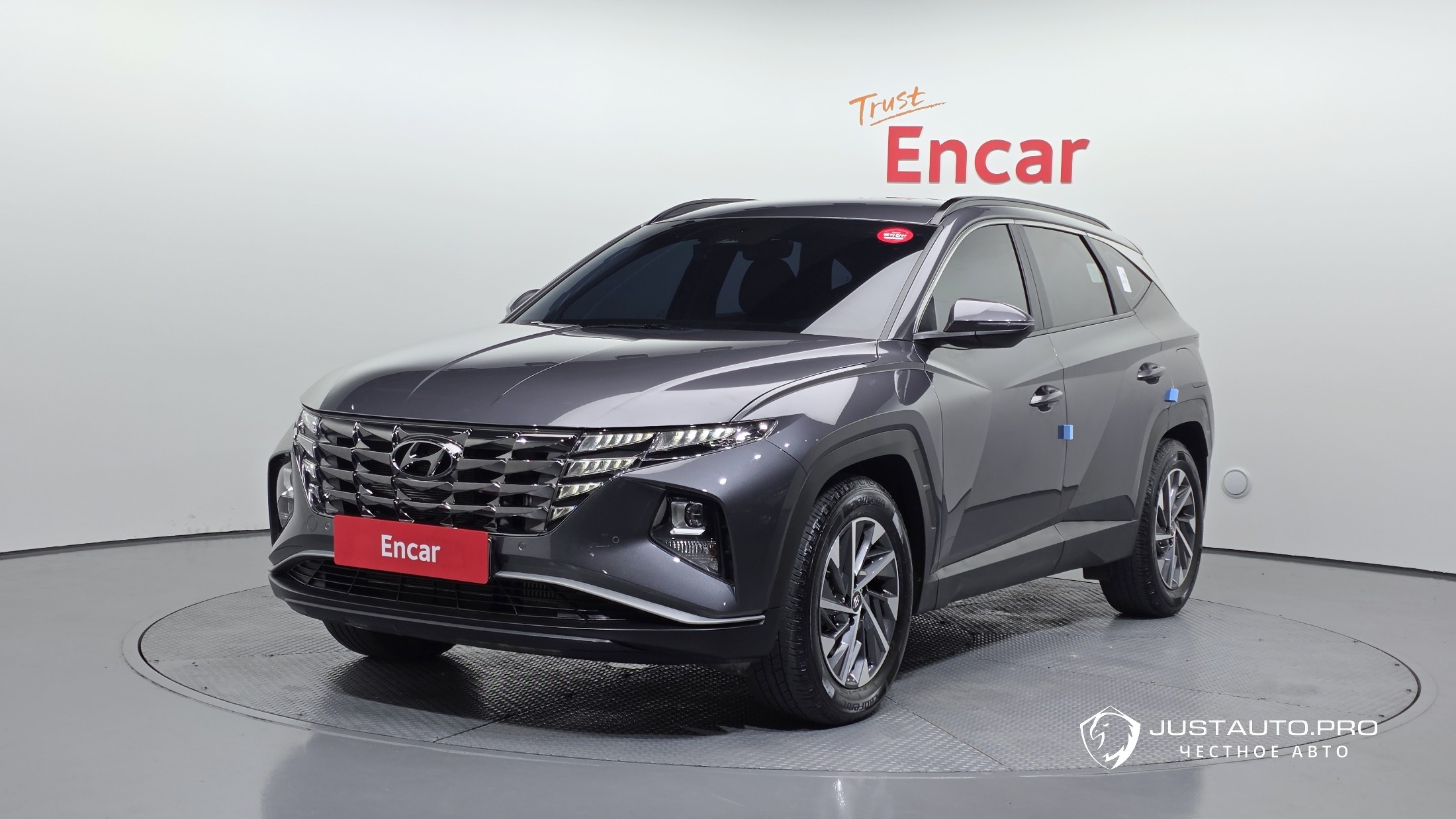 Автомобиль Hyundai Tucson