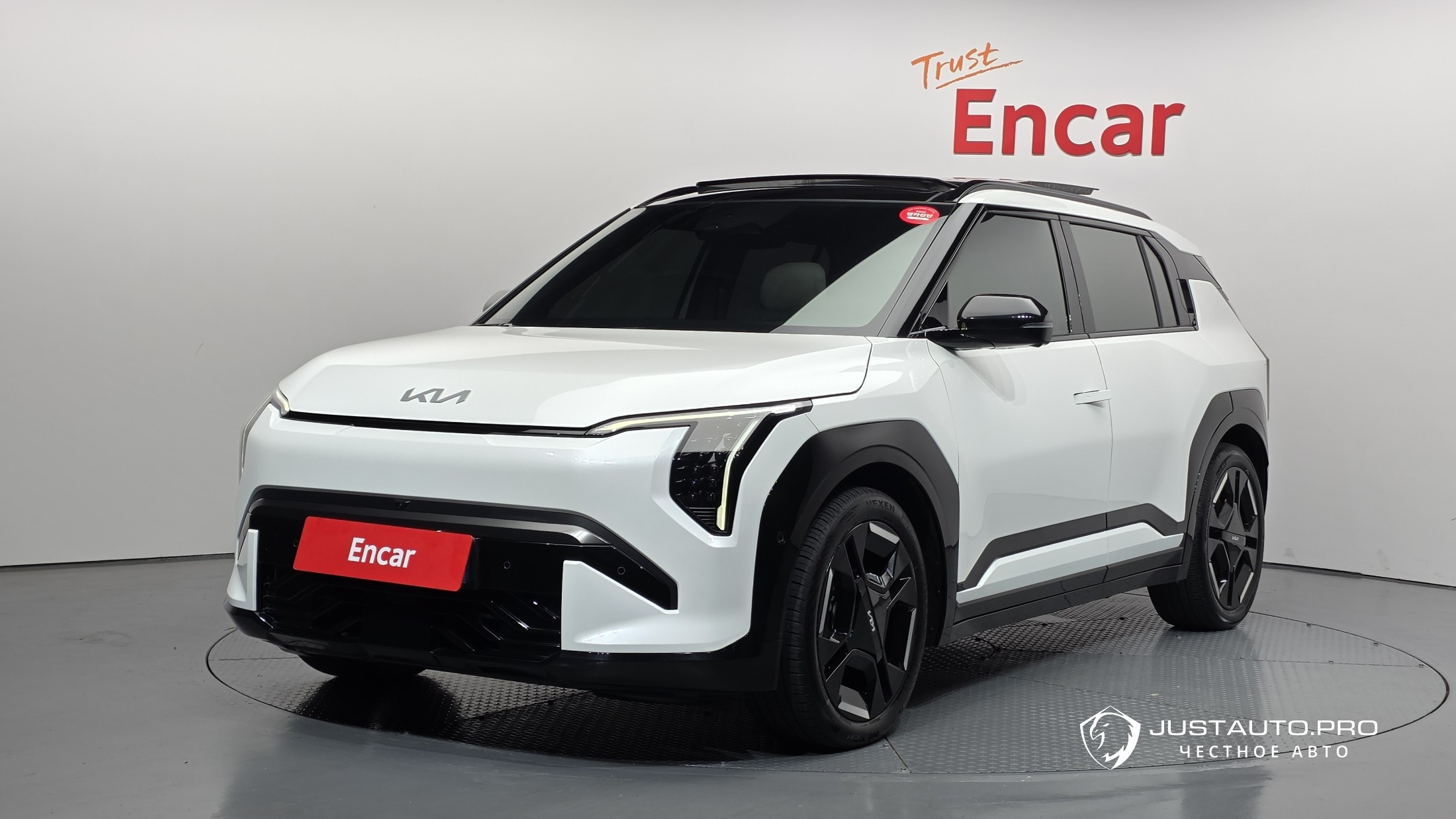 Автомобиль Kia EV3