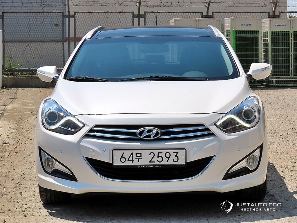 Автомобиль Hyundai i40