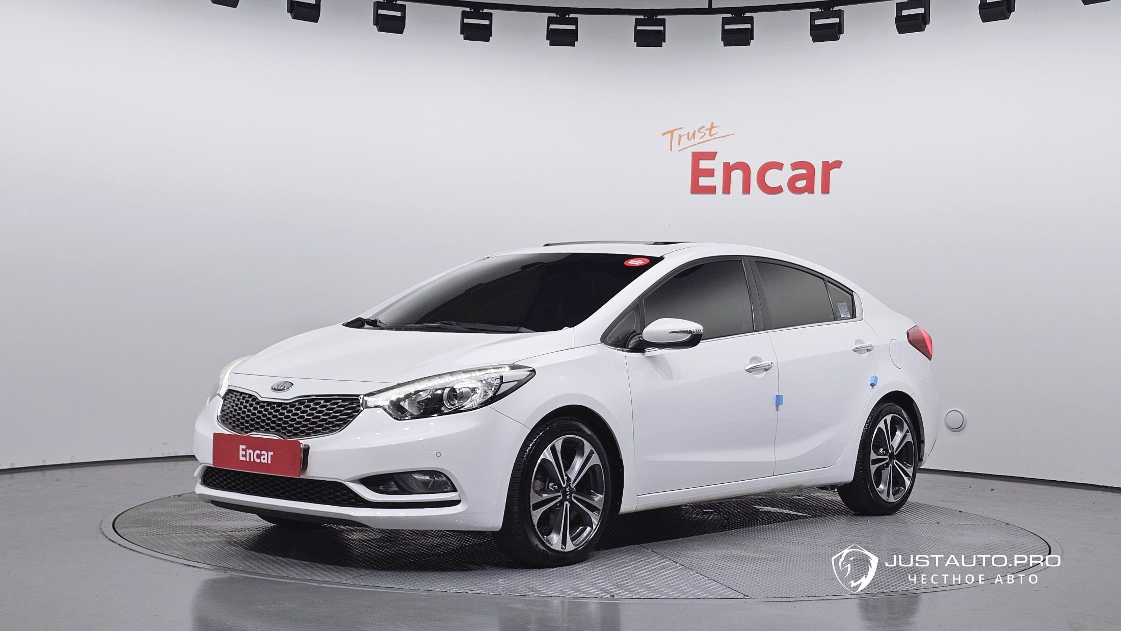 Автомобиль Kia K3
