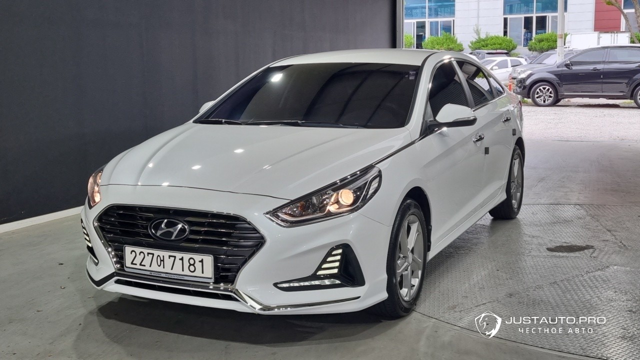 Автомобиль Hyundai Sonata
