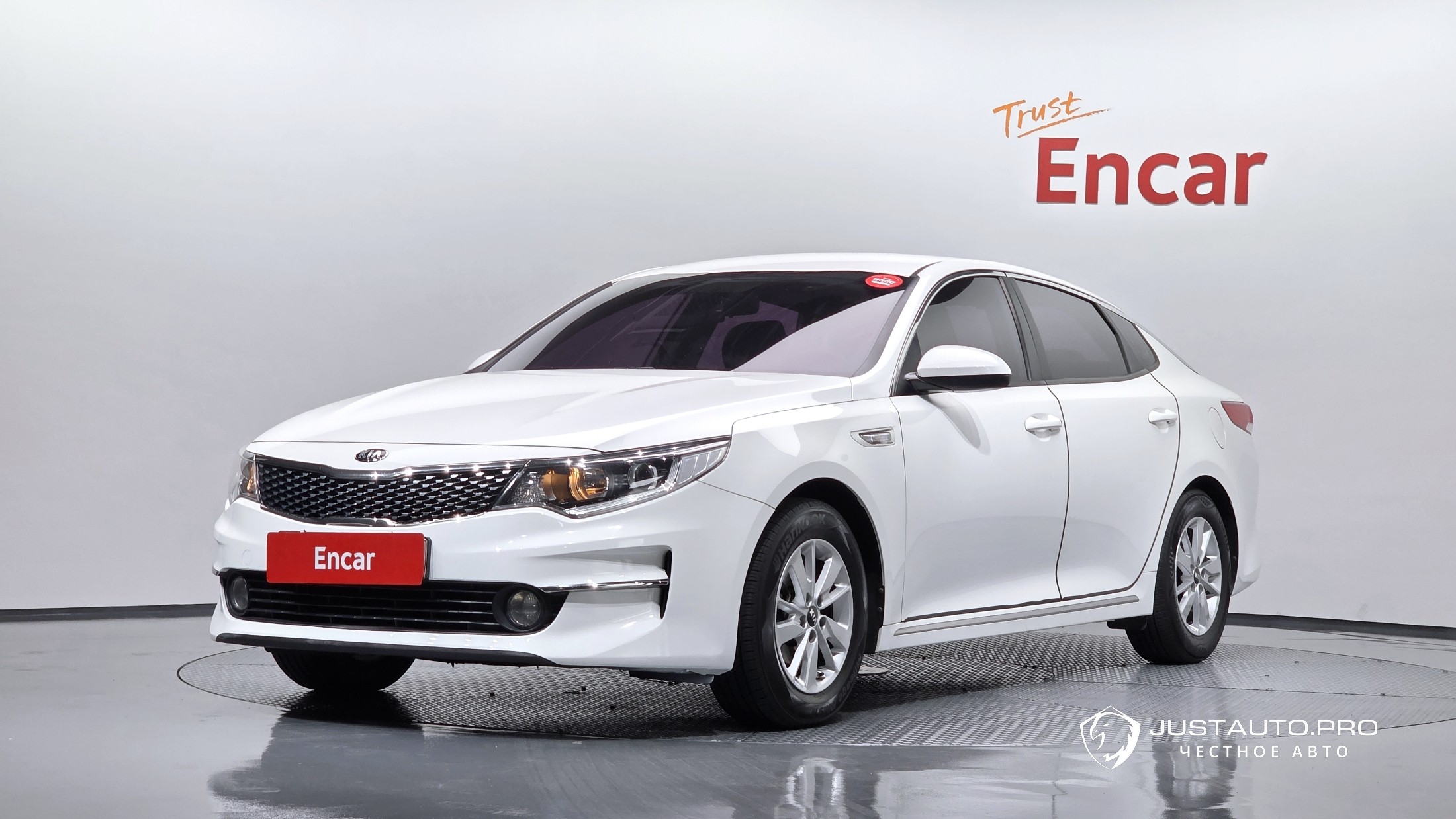 Автомобиль Kia K5