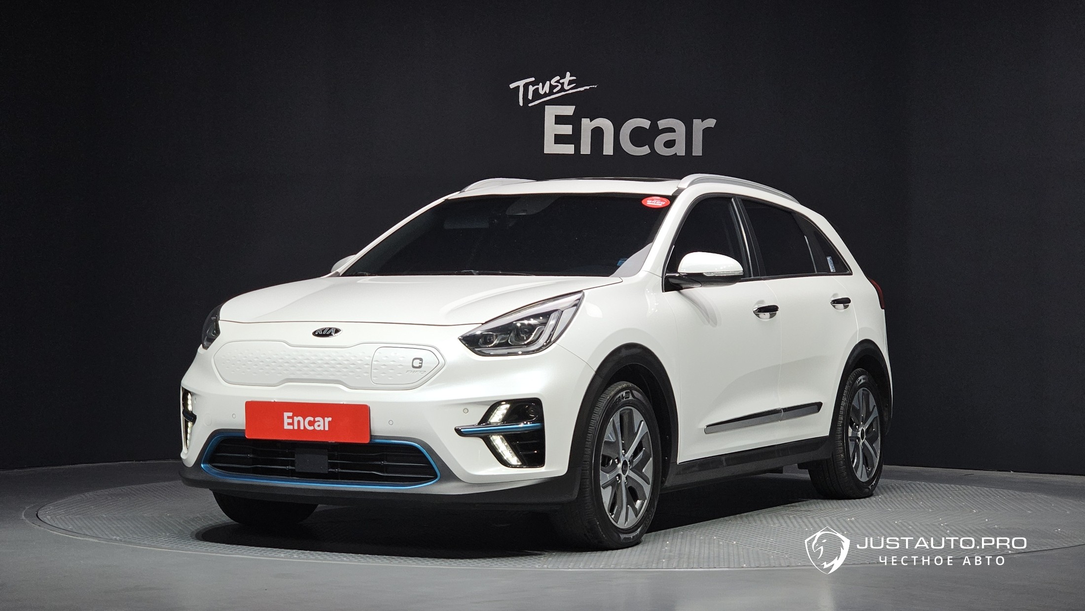 Автомобиль Kia Niro