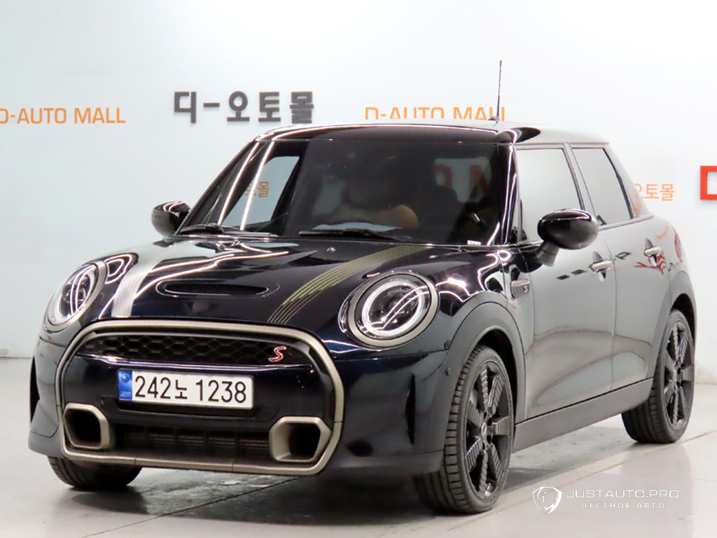Автомобиль Mini Cooper