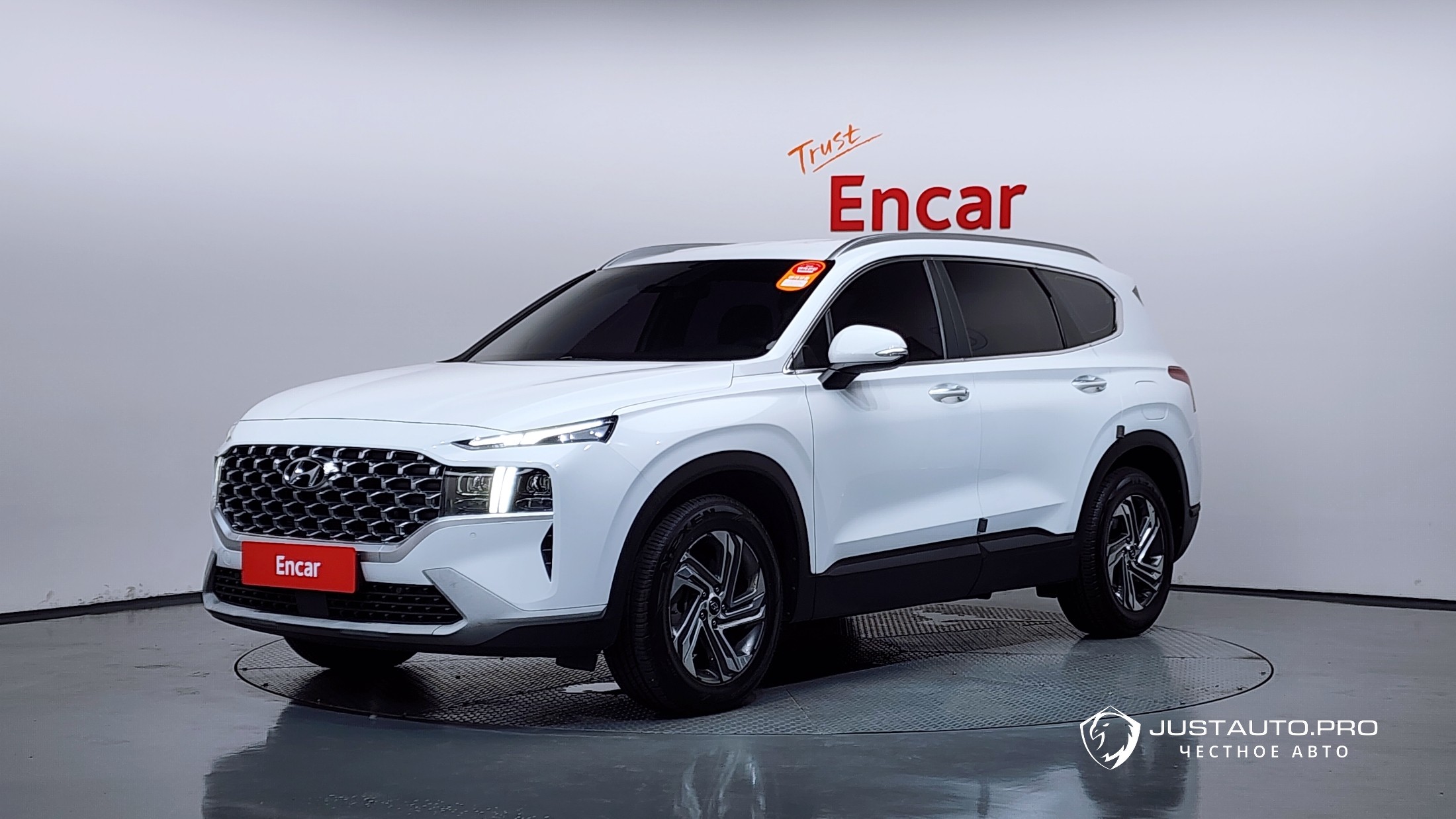 Автомобиль Hyundai Santafe