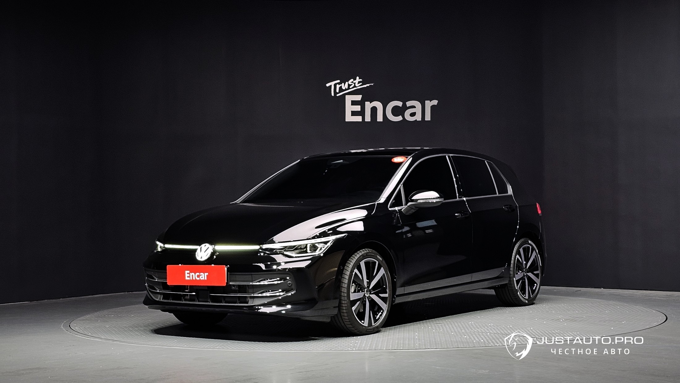 Автомобиль Volkswagen Golf