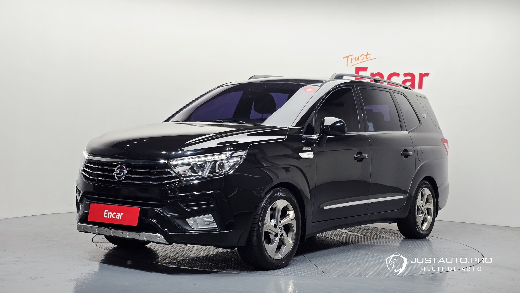 Автомобиль KG_Mobility_Ssangyong KORANDO