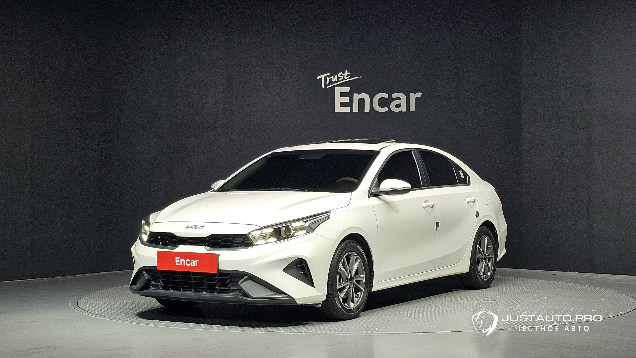 Автомобиль Kia K3