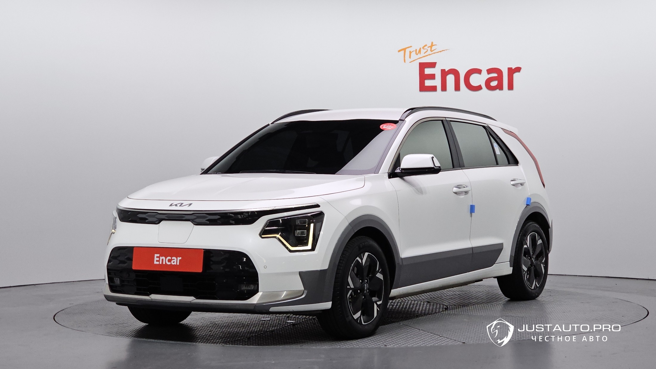Автомобиль Kia Niro