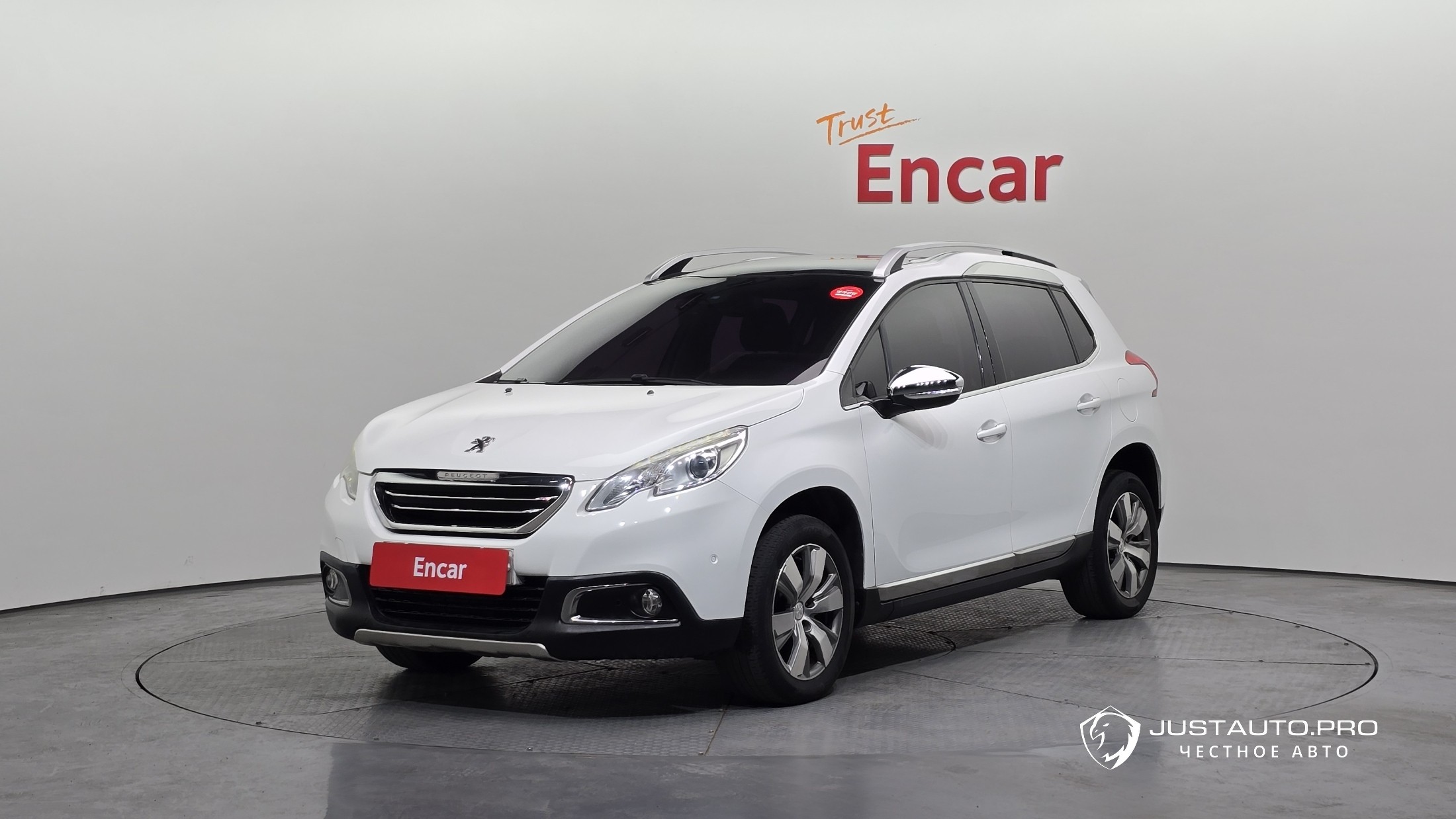 Автомобиль Peugeot 2008