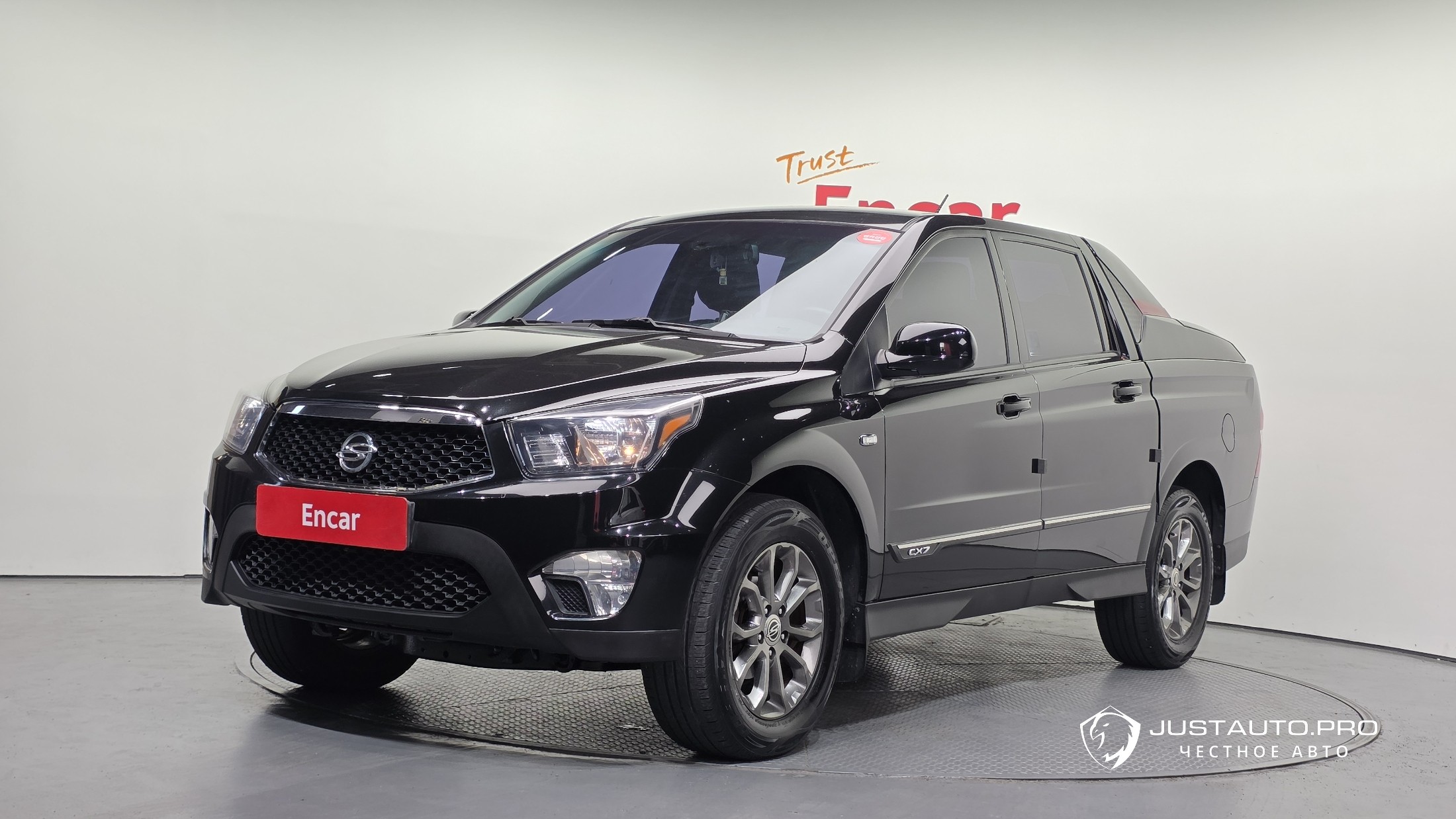 Автомобиль KG_Mobility_Ssangyong KORANDO