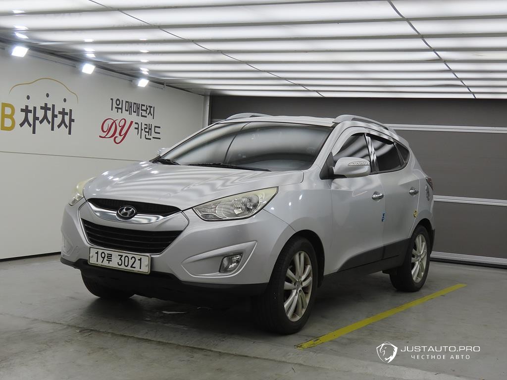 Автомобиль Hyundai Tucson
