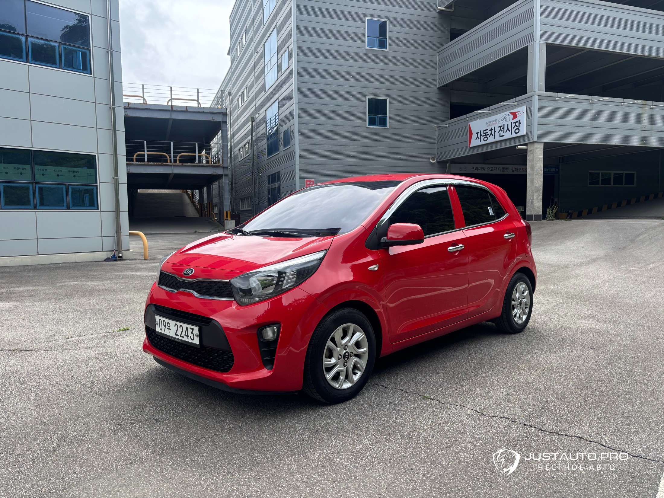 Автомобиль Kia morning