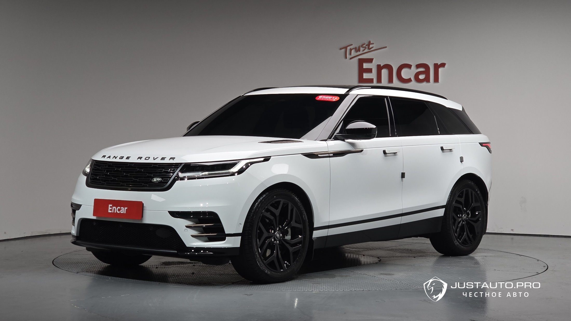 Автомобиль Land Rover Range Rover Velar