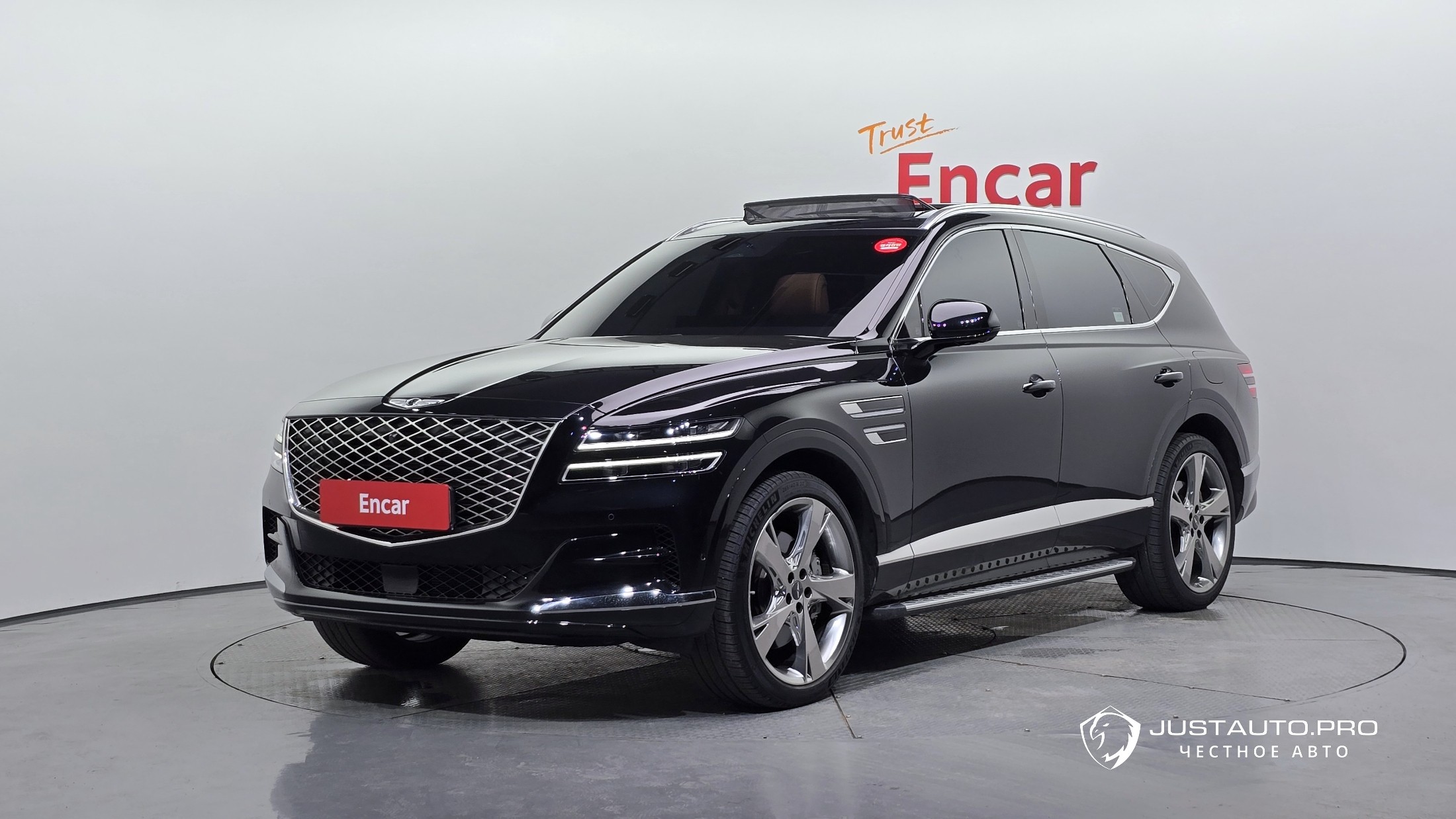 Автомобиль Genesis GV80