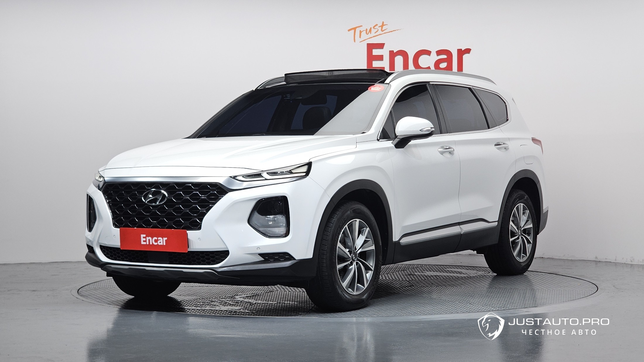 Автомобиль Hyundai Santafe