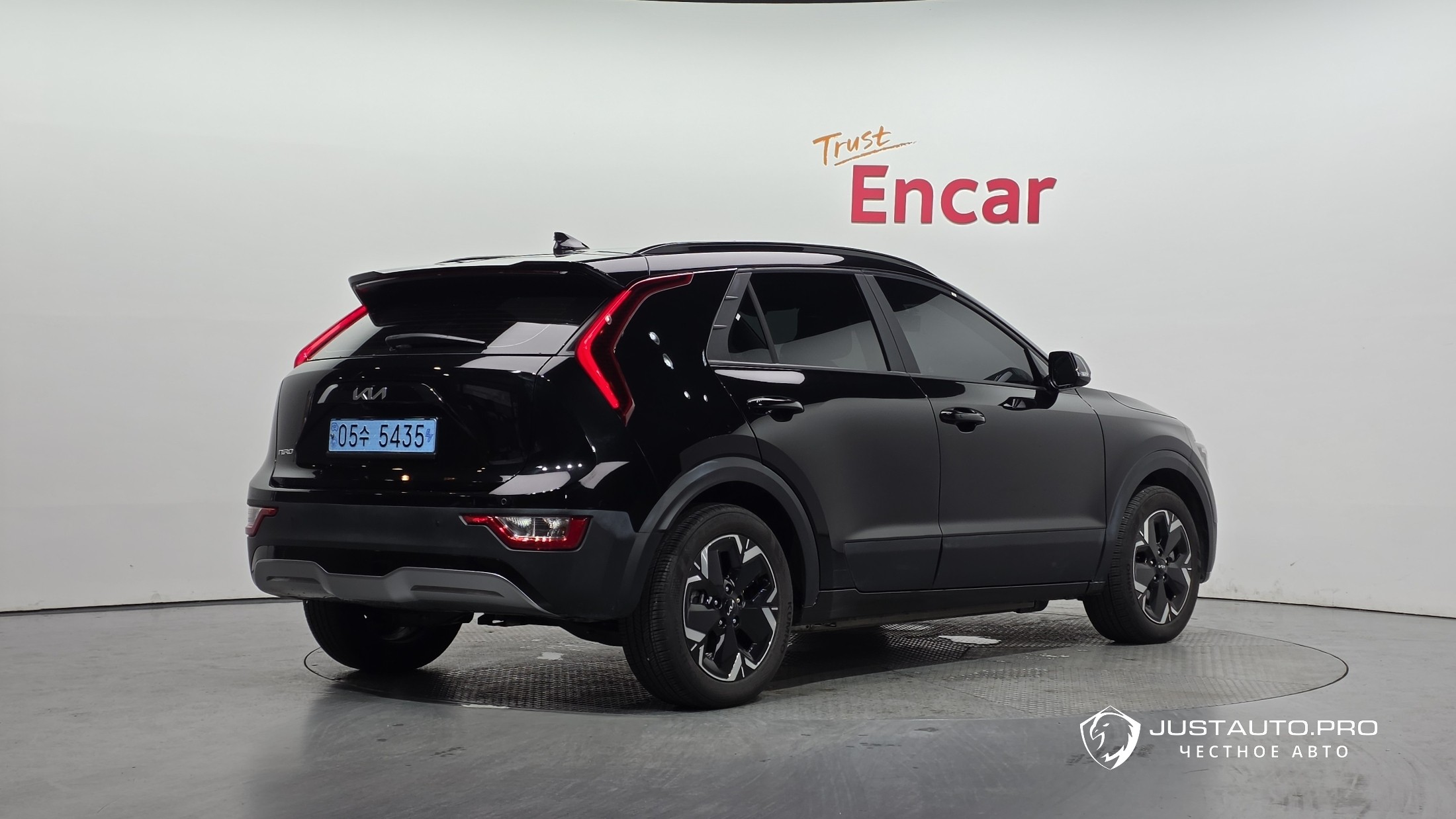 Автомобиль Kia Niro