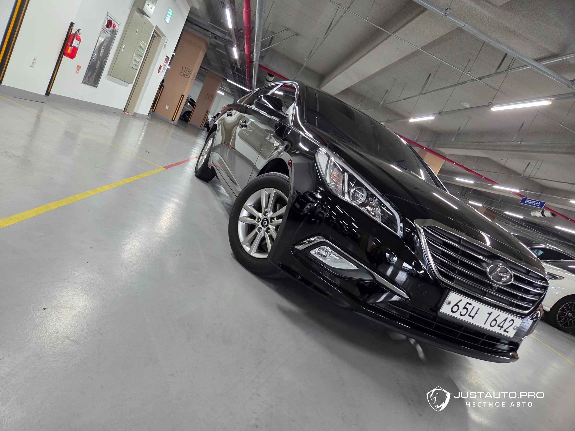 Автомобиль Hyundai Sonata