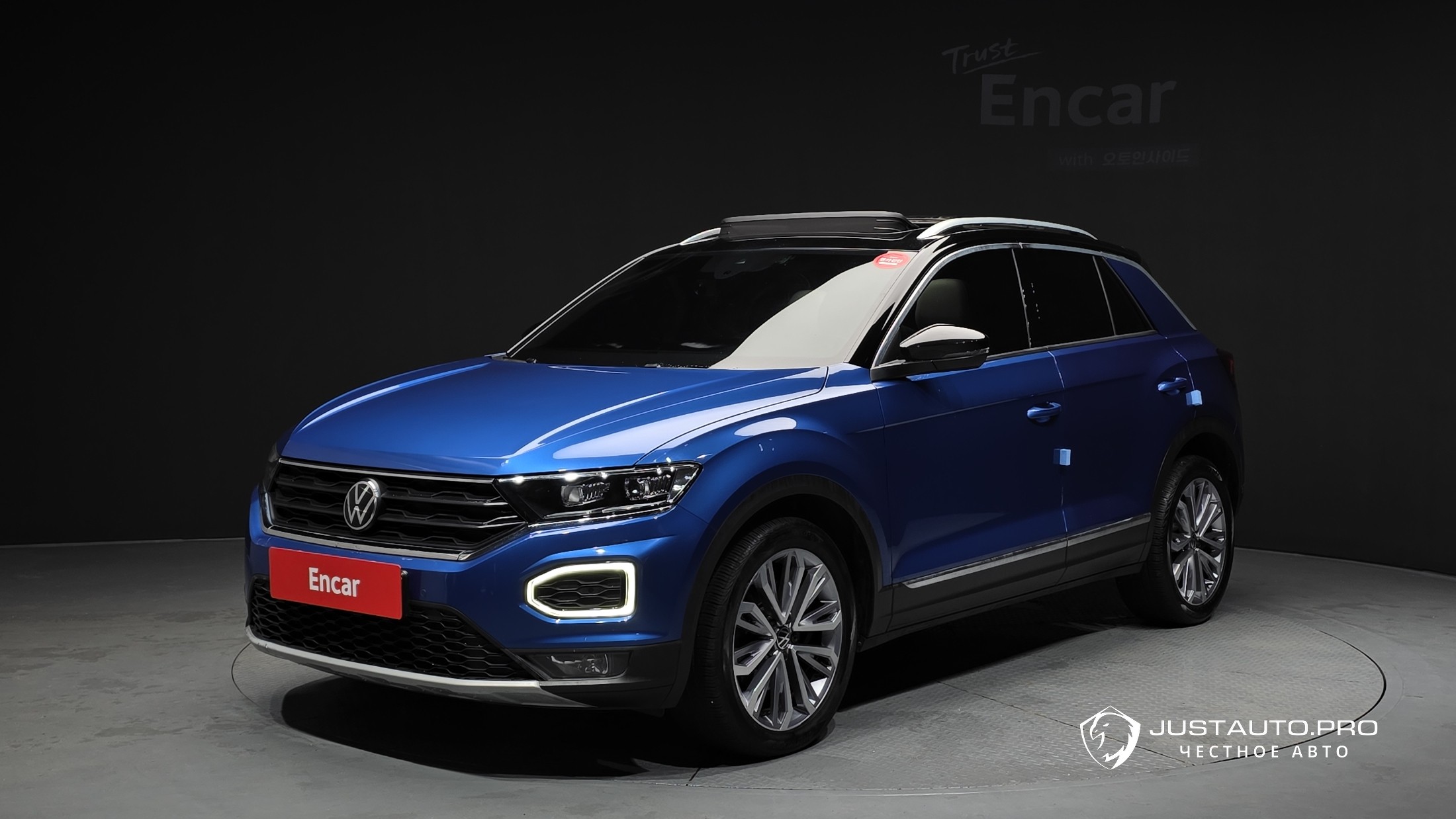 Автомобиль Volkswagen T-Roc