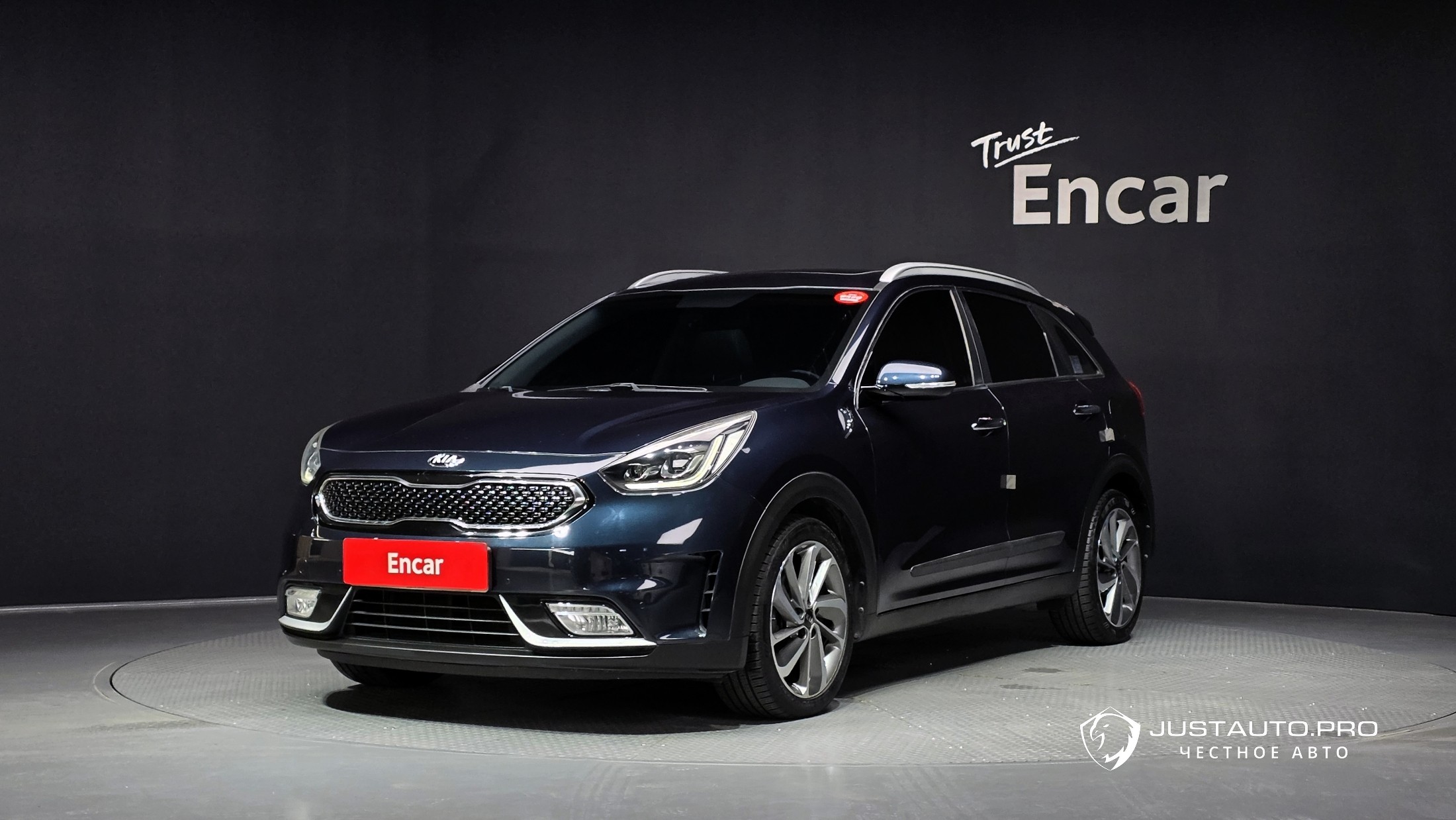 Автомобиль Kia Niro