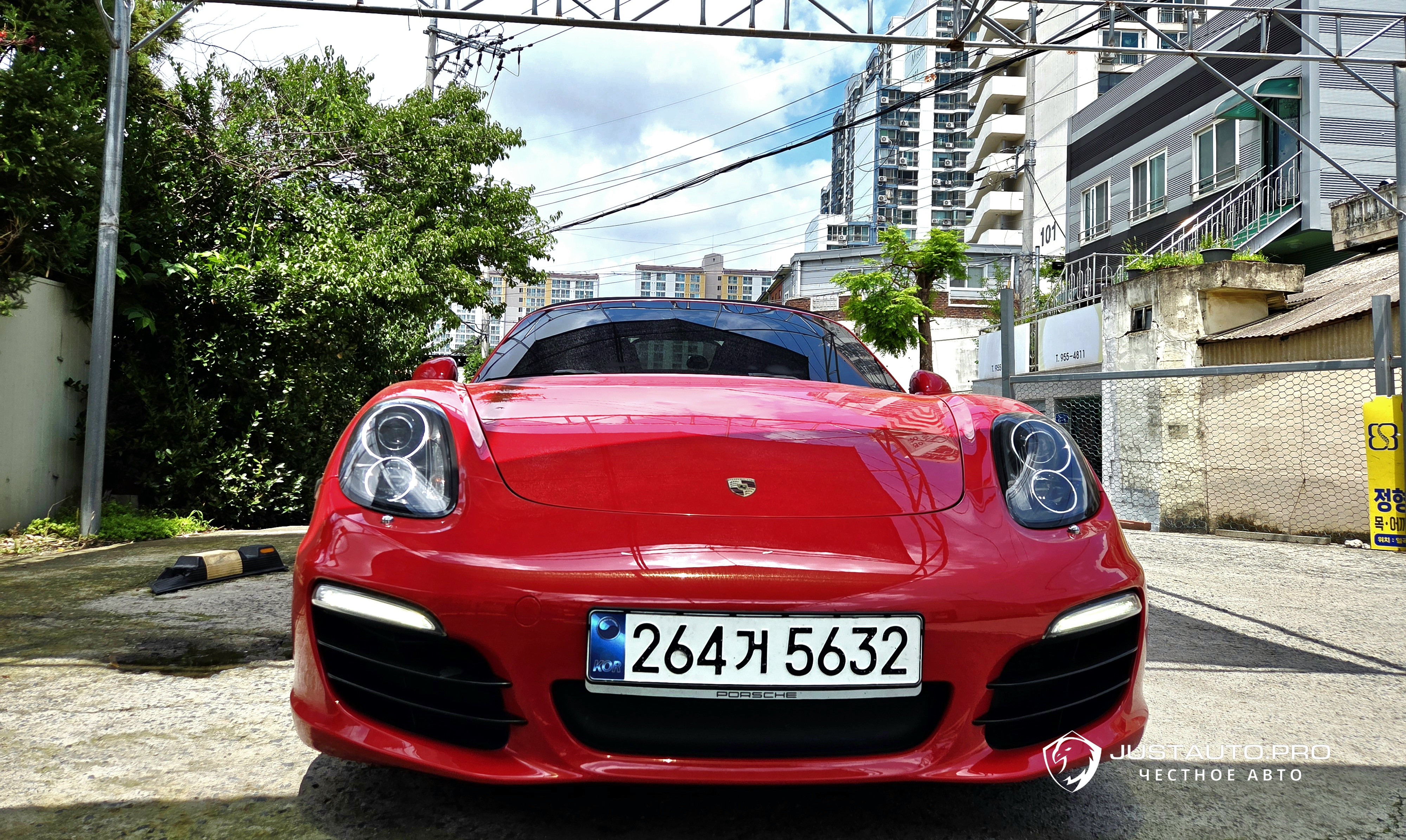 Автомобиль Porsche Boxster