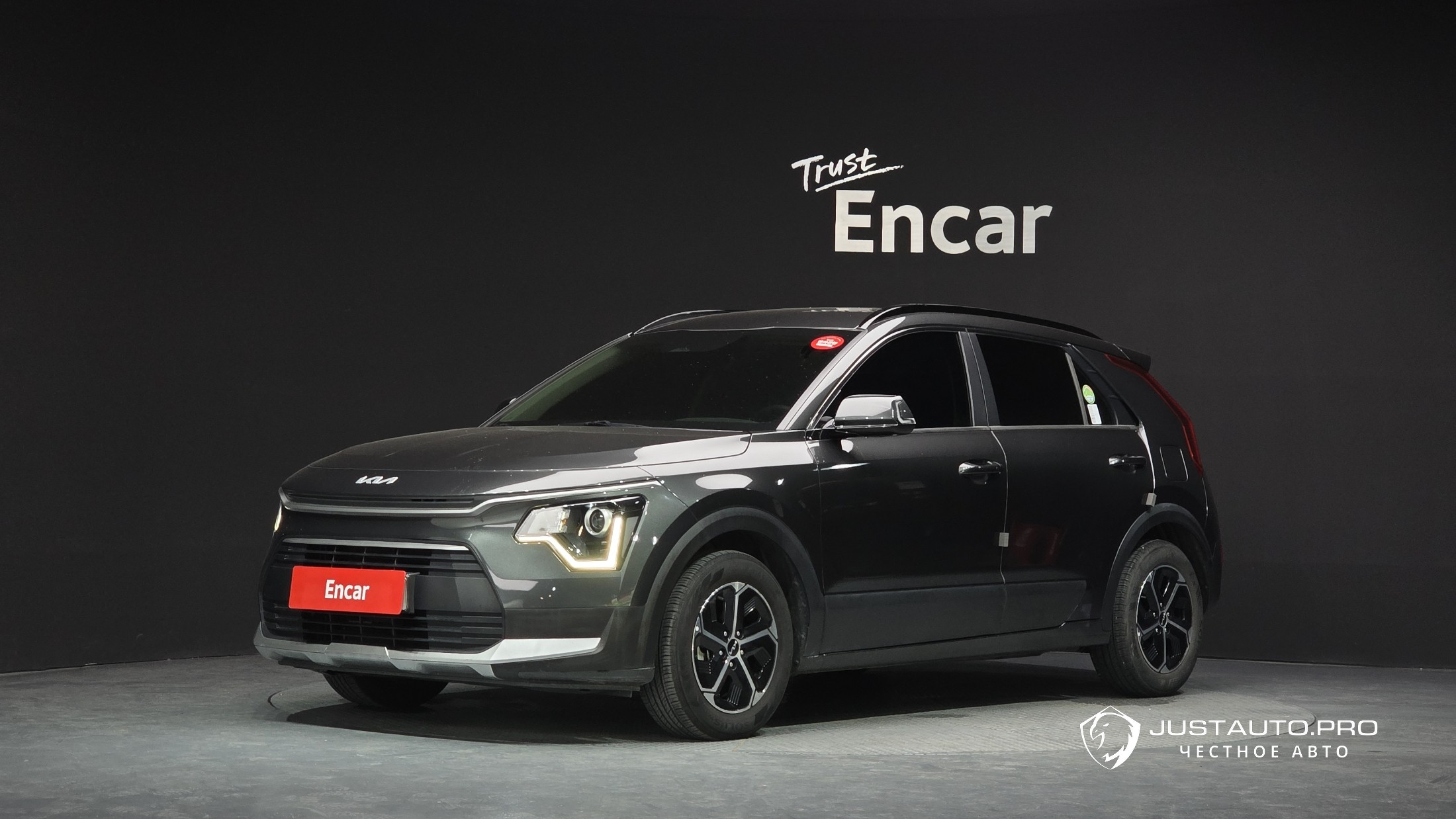 Автомобиль Kia Niro