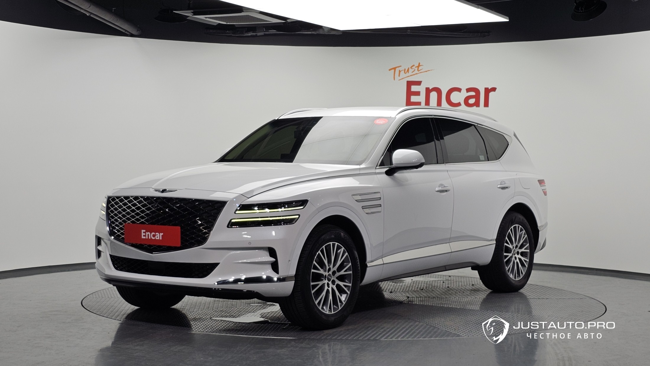 Автомобиль Genesis GV80