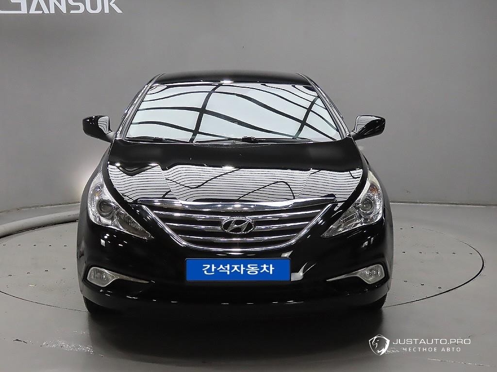 Автомобиль Hyundai Sonata