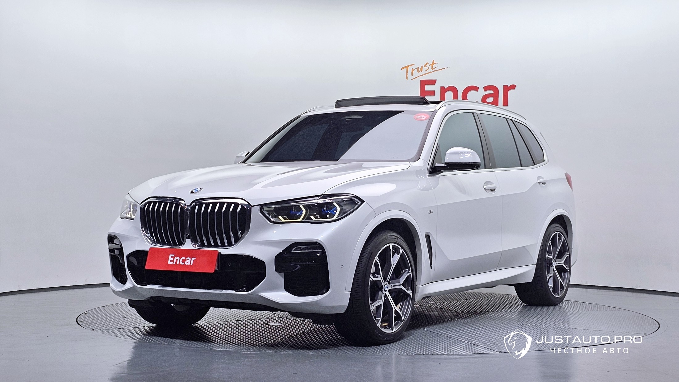 Автомобиль BMW X5
