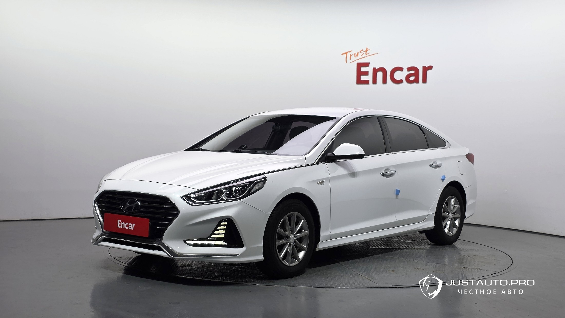 Автомобиль Hyundai Sonata