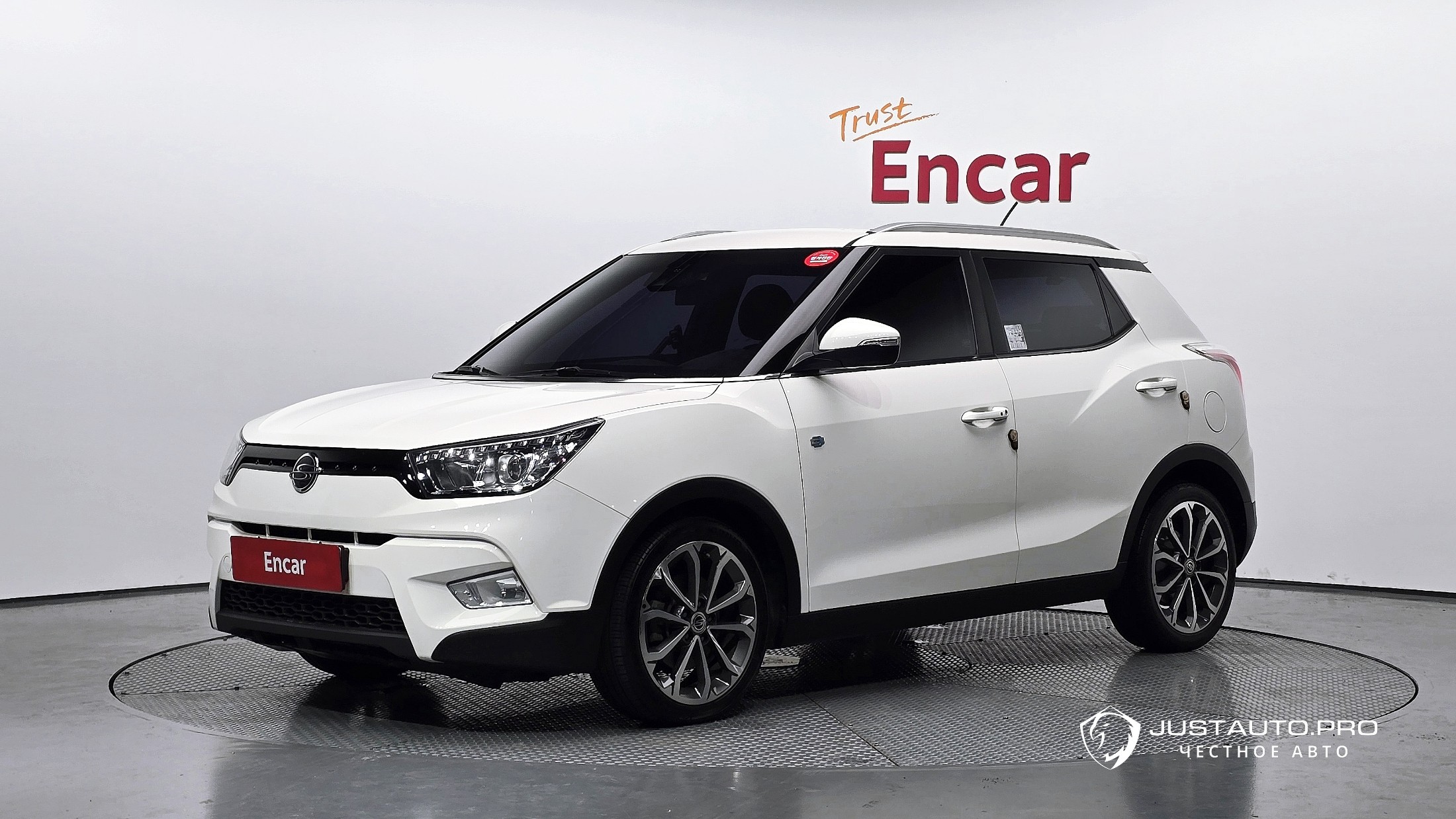 Автомобиль KG_Mobility_Ssangyong TIBOLI