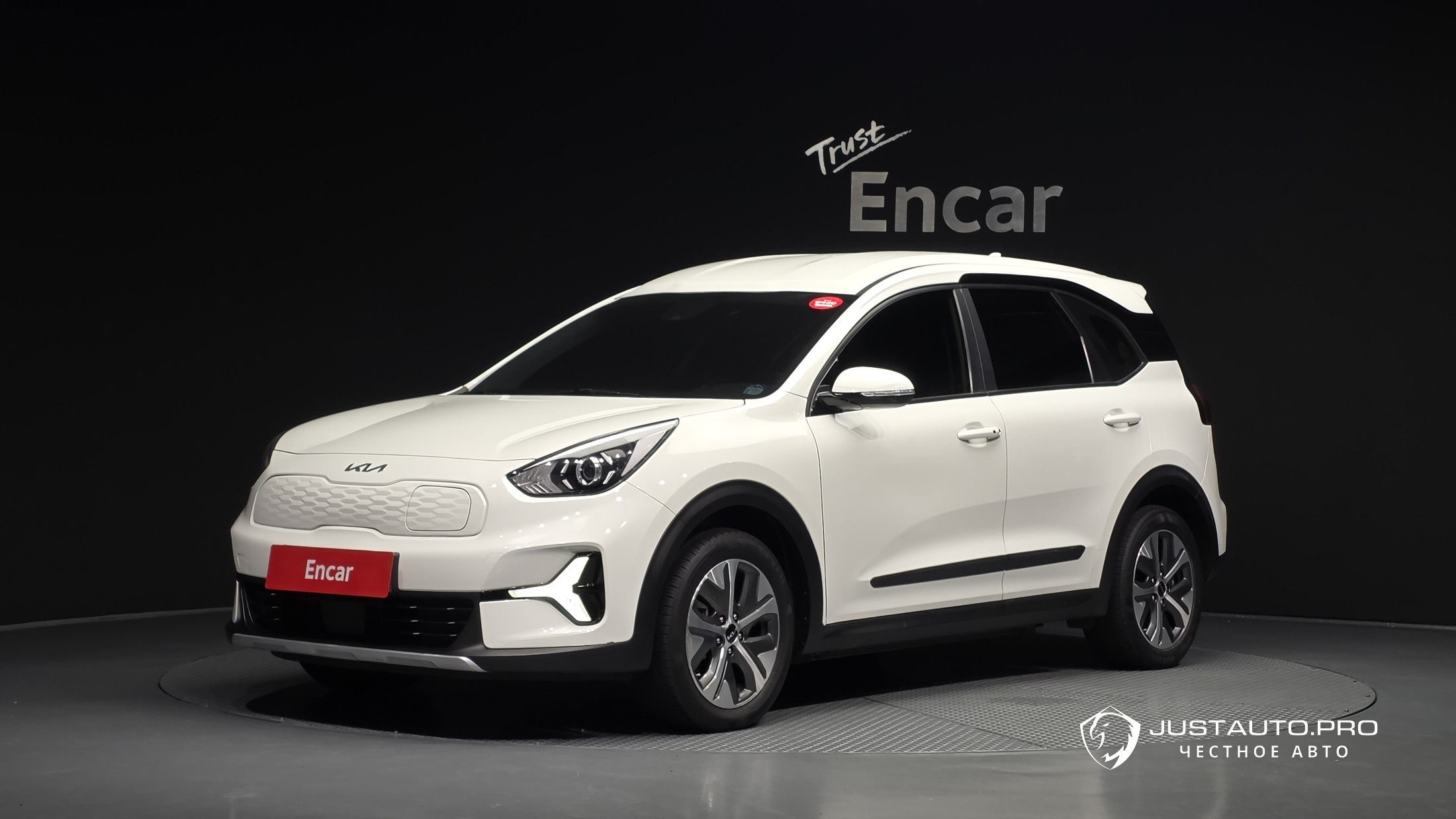 Автомобиль Kia Niro